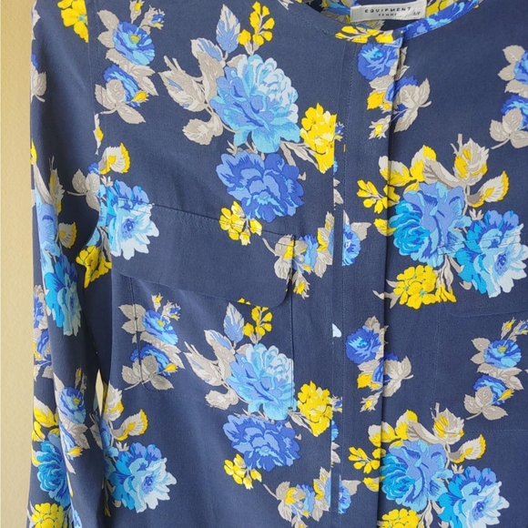 📺 Equipment Lynn floral blue top blouse - Picture 5 of 11